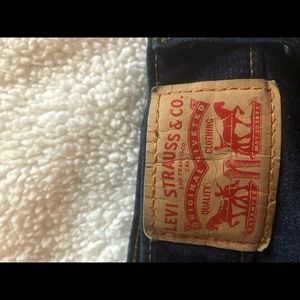Women’s Levi Jeans